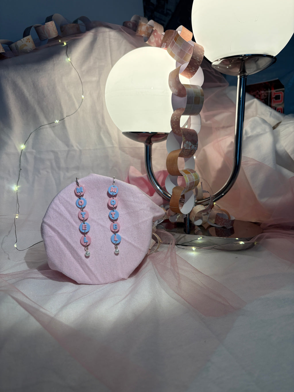 hotel motel holiday inn!